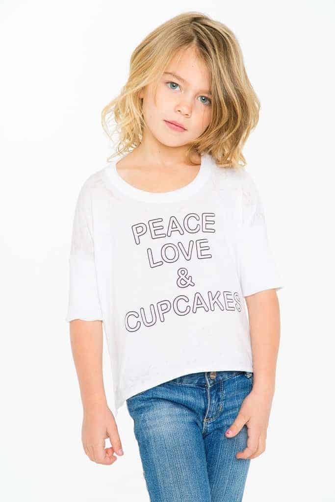 Chaser Vintage Jersey "Peace Love & Cupcakes"